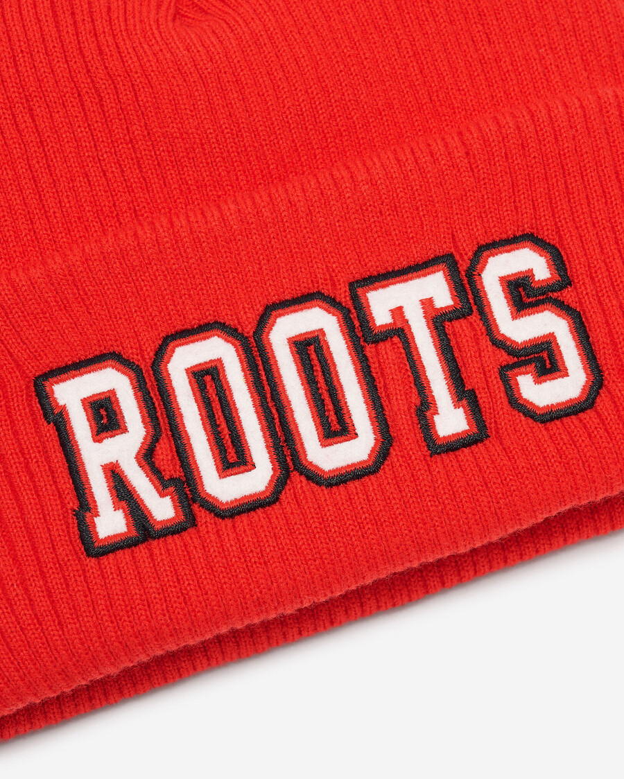 kindermütze mit applikationen im stil der northern roots-kollektion
