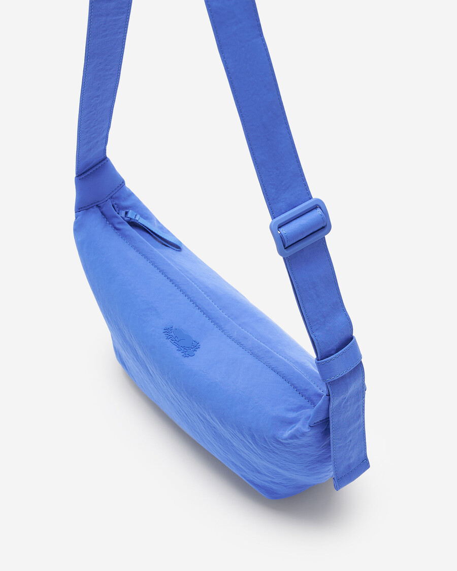 nylon-tasche mittelgroß halbmondförmig