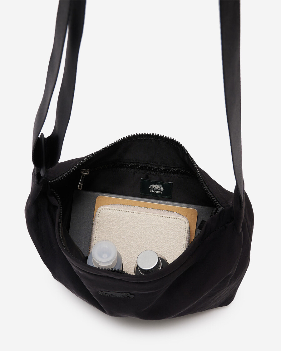 nylon-tasche mittelgroß halbmondförmig