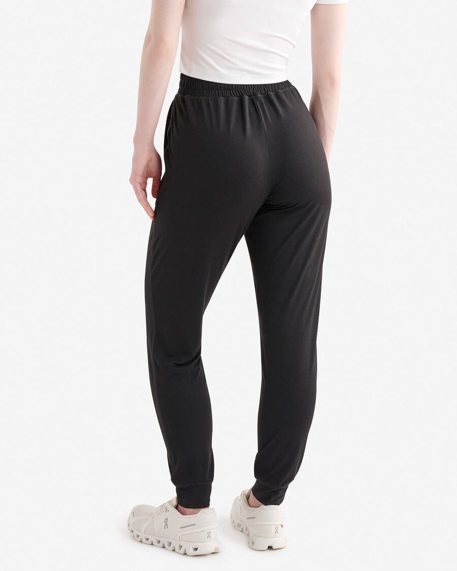renew knit jogger