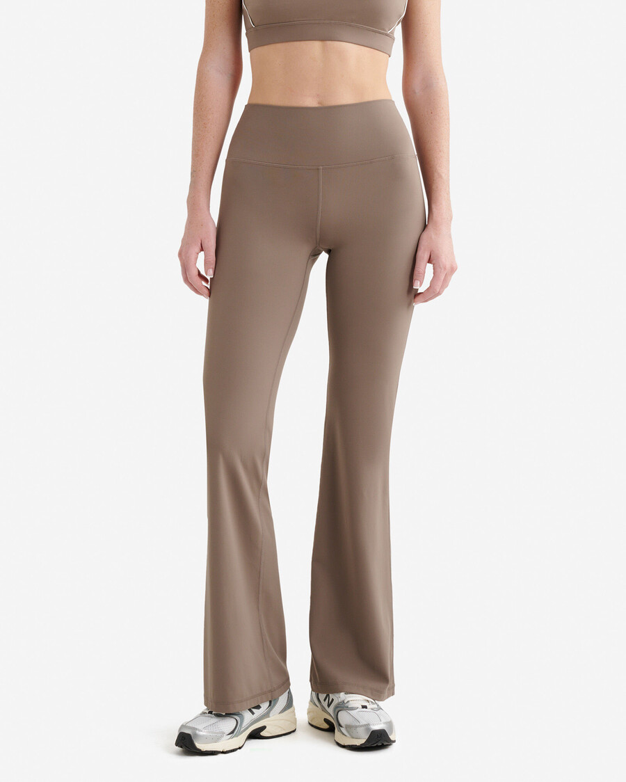 restore stretch flare leggings