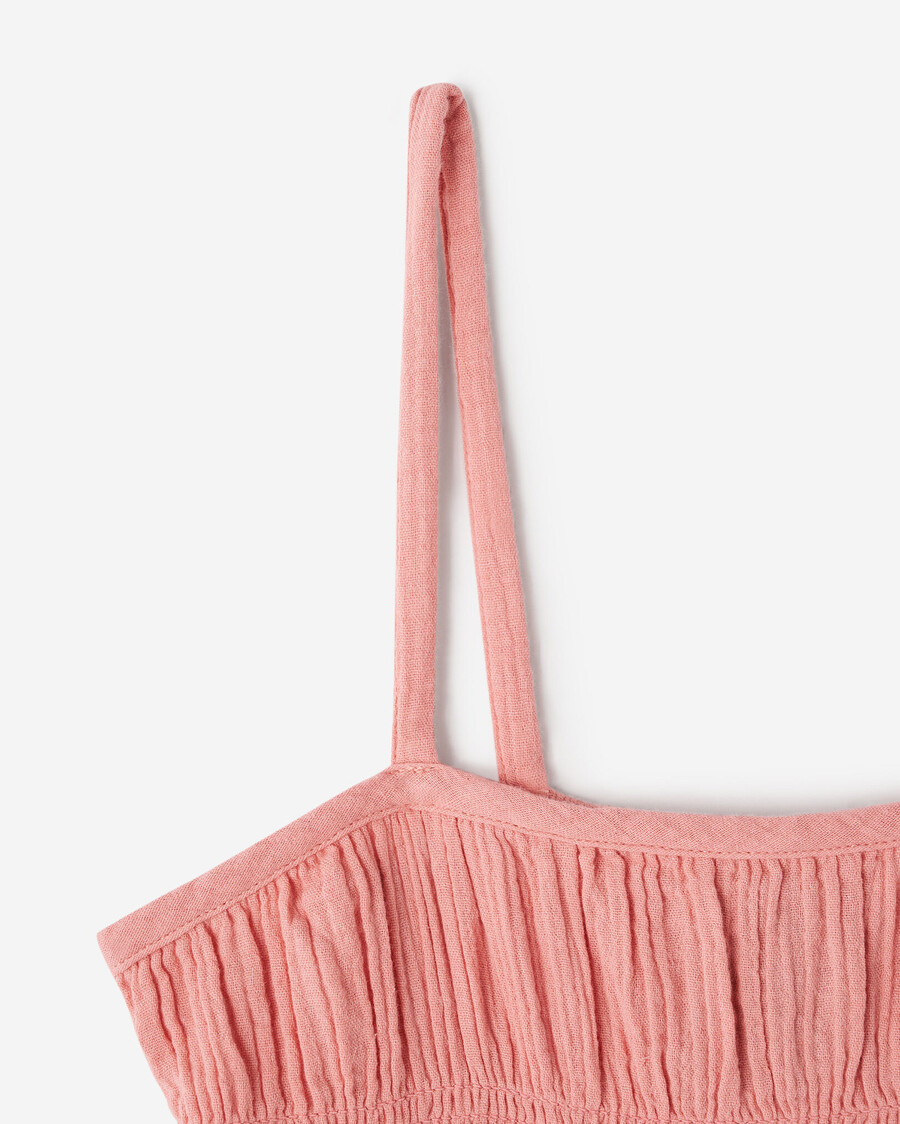 mädchen-stufenkleid mit crinkle-effekt