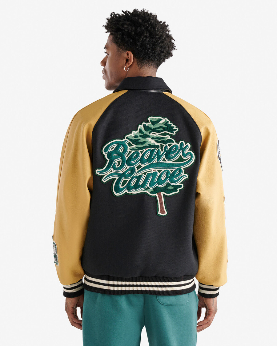 beaver canoe collegejacke
