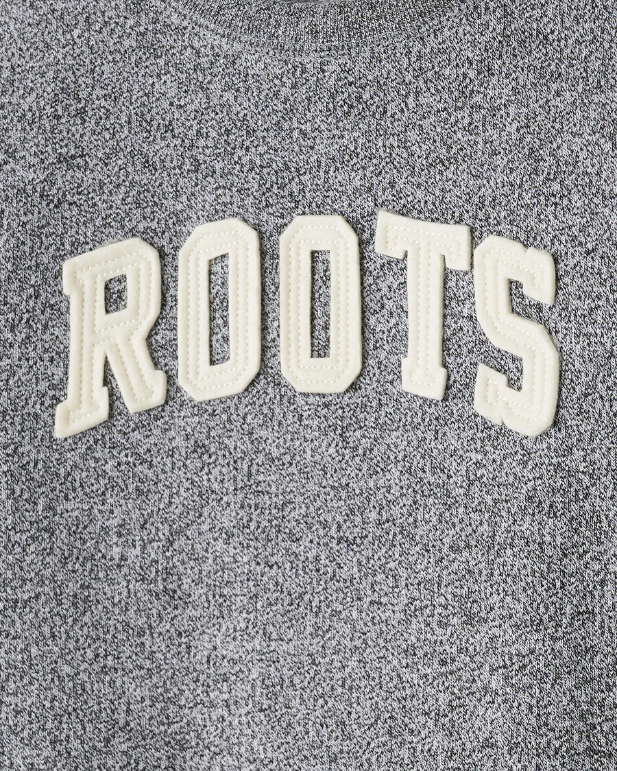 kinder-sweatshirt mit roots-applikationen