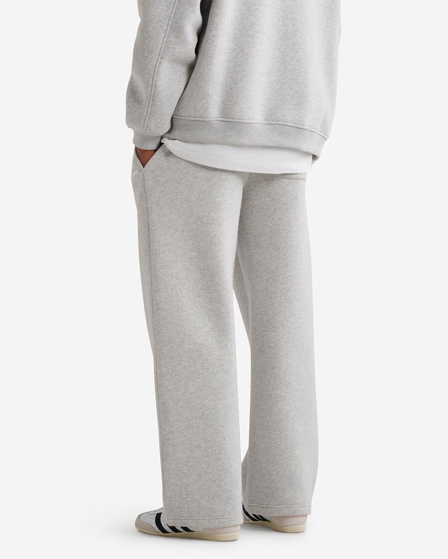 cloud straight leg sweatpant